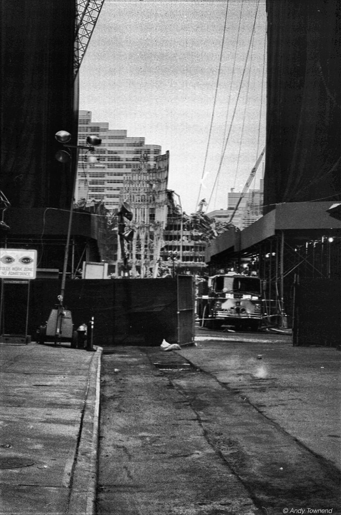 atownend_2001_12_09_000013